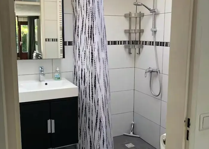 منتزه العطل 4-6 Persoons Op Park Bij , Met Zwembad In Hoogseizoen Herkingen